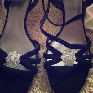 Fioni Night strappy heels