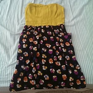 Strapless dress w/pockets