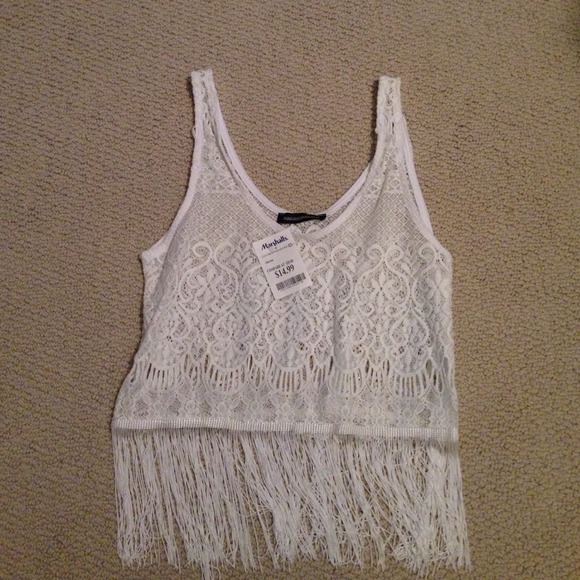 White lace fringe bottom tank