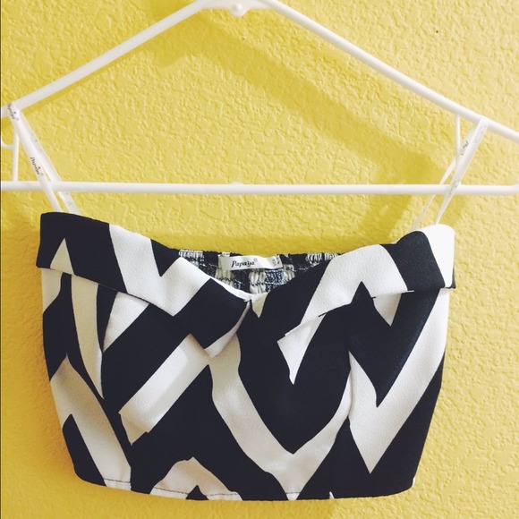 🎉REDUCED🎉 Papaya crop top