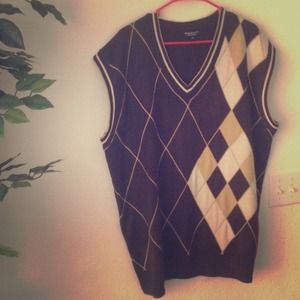 Mens Brown Vest with Design