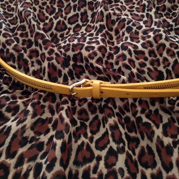 Michael kors yellow and gold belt - Picture 4 of 4