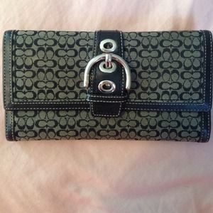 Coach wallet