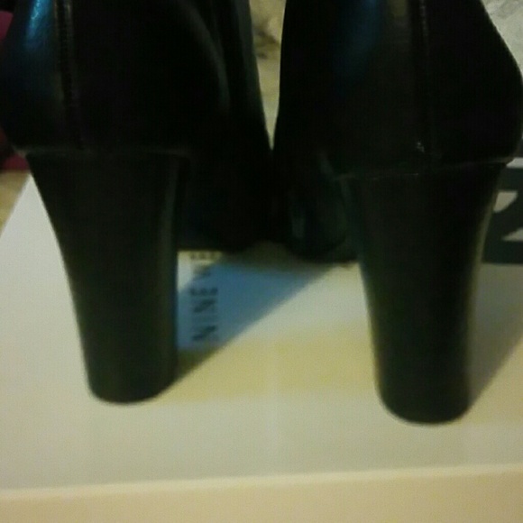 Black shoes