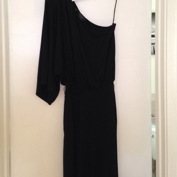 Guess long jumpsuit - Picture 2 of 4