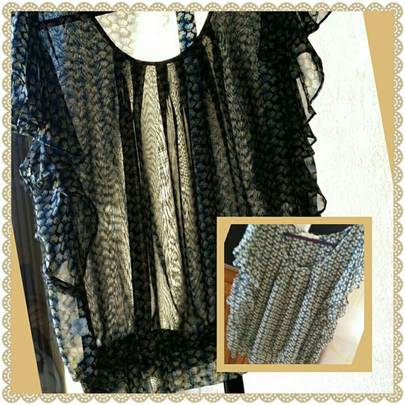 Short sleeved butterfly top