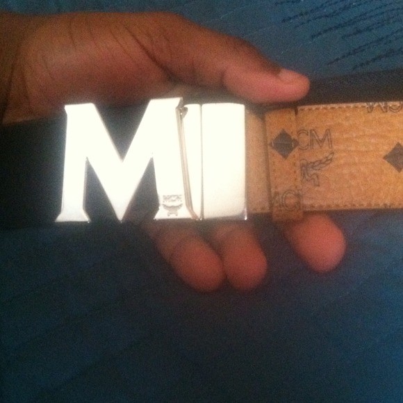 MCM reversible belt fs