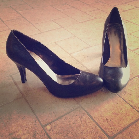 Brown pumps