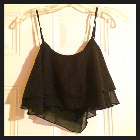 Black Spaghetti Strap Crop Top - Picture 2 of 2