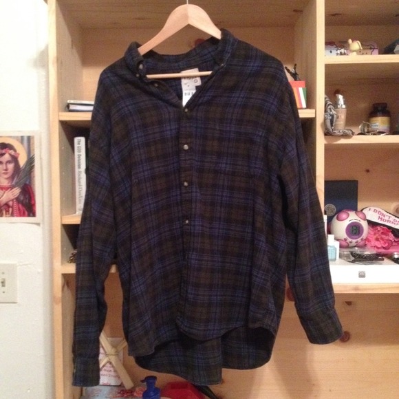 LF Furst of a kind triangle Mesh Back Flannel