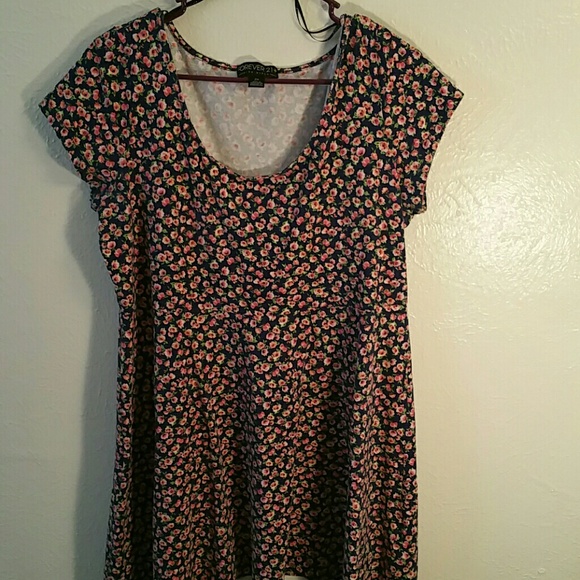 Floral dress Forever 21+