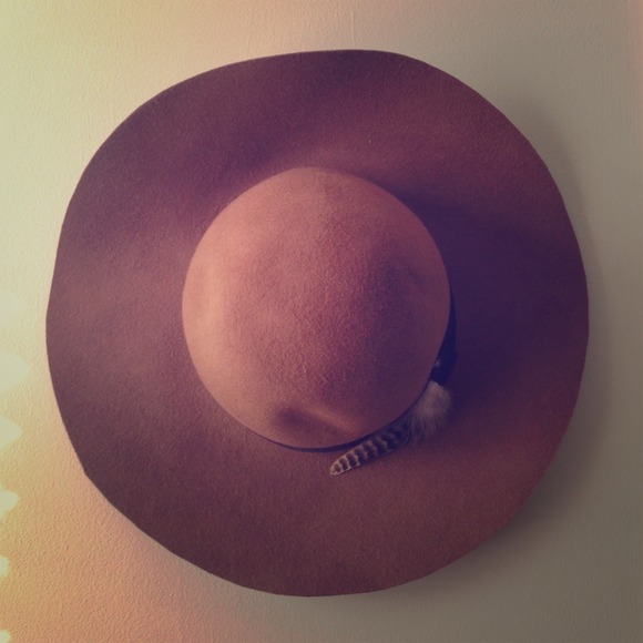 SOLD 👒💍Cute Hat