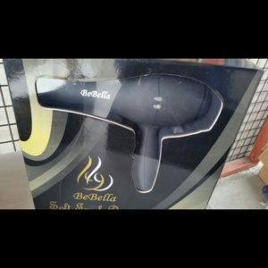 Blow dryer