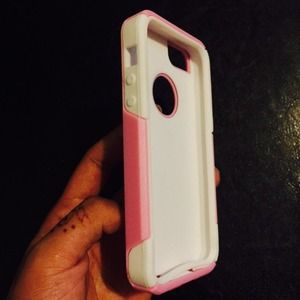 BRAND NEW Pink Hybrid Iphone 5/5s Case