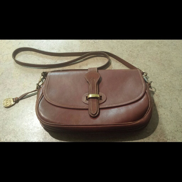 Vintage Dooney & Bourke brown leather purse
