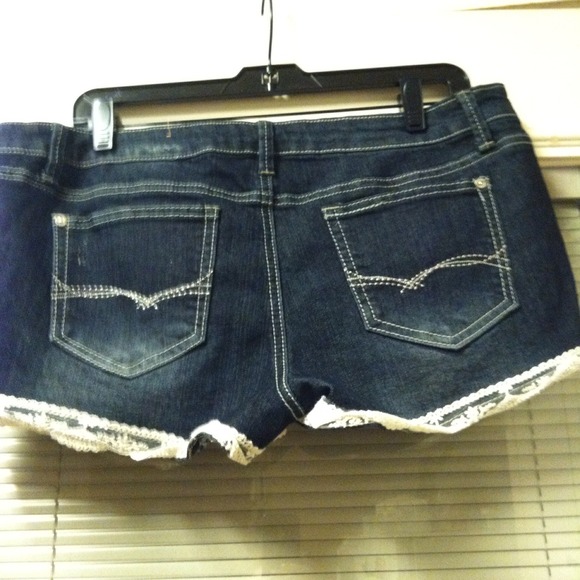 RUE 21 SHORTS!! - Picture 2 of 2