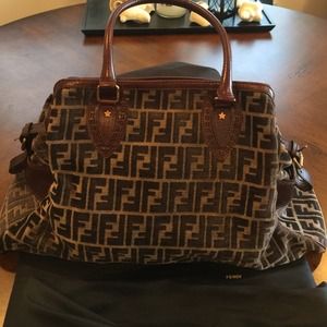 Fendi Velour De Jour Large  (Authentic)