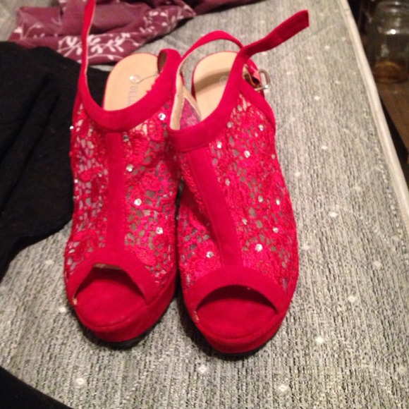 Red sexy lace heels with rhinestones !!