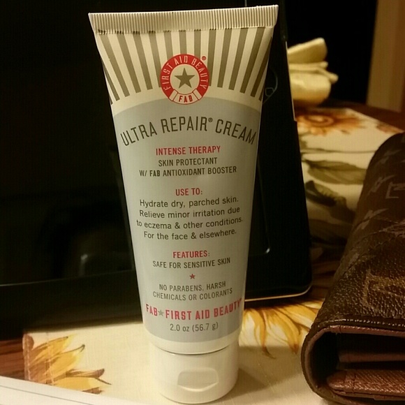 First Aid Beauty Ultra Repair Cream