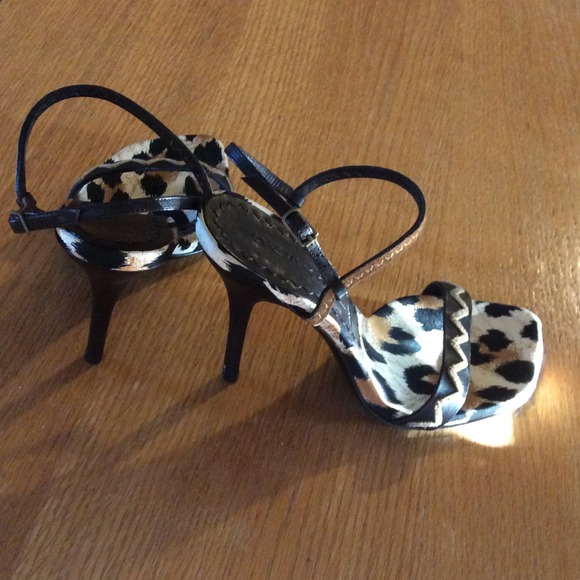 🌟PARTY SHOES🌟 Stunning Casadei Cheetah Sandals - Picture 2 of 3