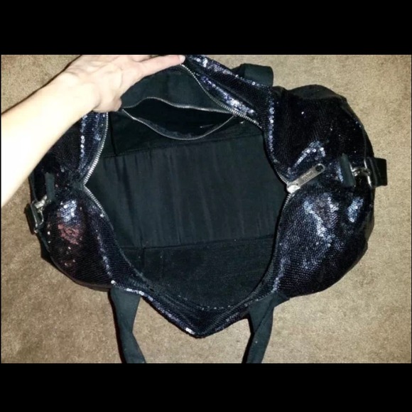 Bling Duffle - Picture 2 of 3