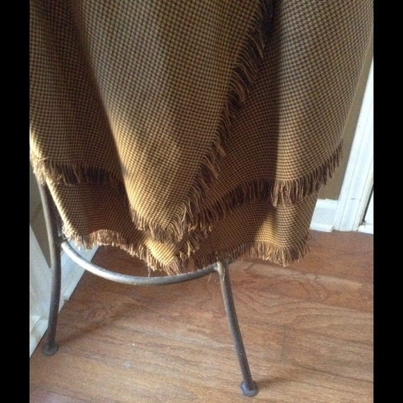 NEW LISTING beautiful dress - Picture 3 of 3