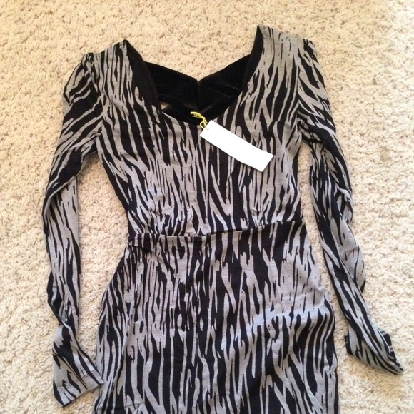 BCBGeneration fitted black grey dress