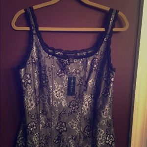 White House Black Market tank, lace trim SZ XL NWT