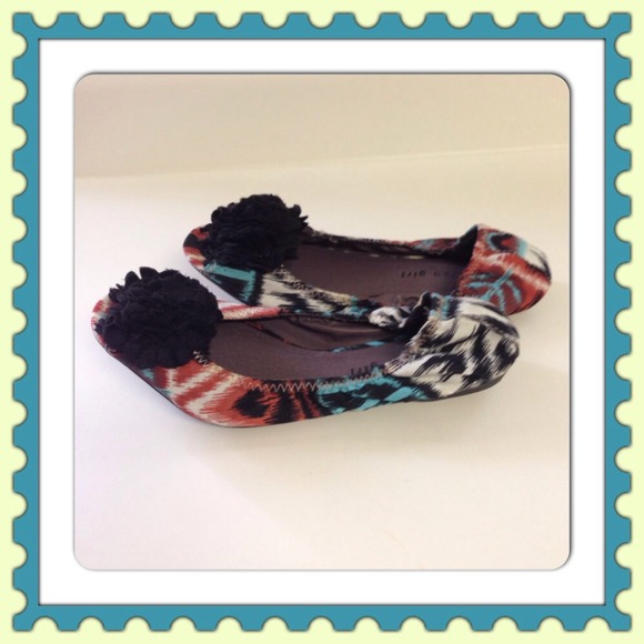 💗Tribal Flats💗 - Picture 2 of 4