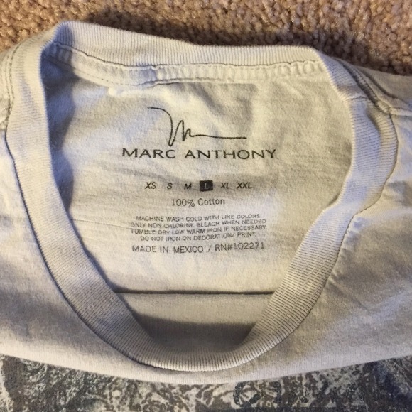 Graphic tee - Picture 2 of 2