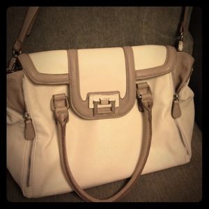 Gray and white Nine West purse