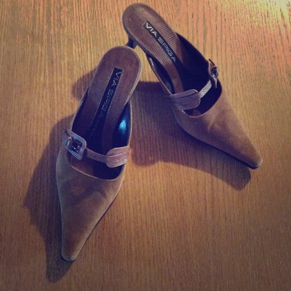 Via Spiga Caramel Suede Slides - Picture 1 of 3
