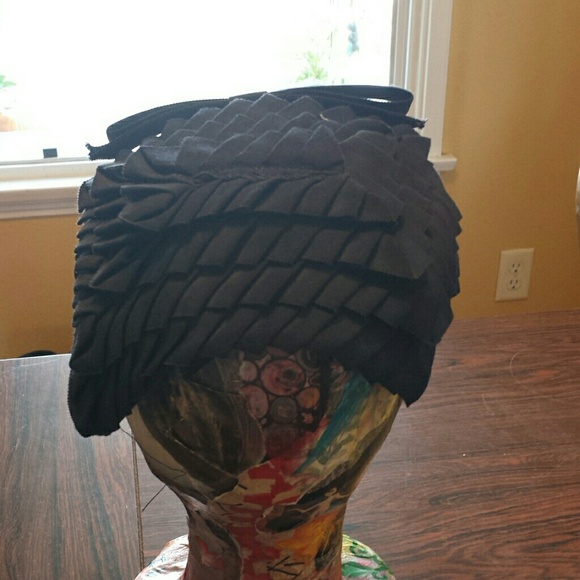 Vintage hat - Picture 2 of 4