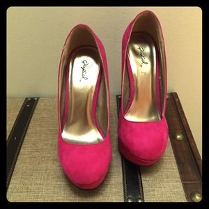 Qupid Pink Pumps
