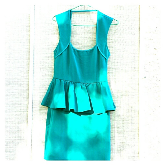 Forever 21  exclusive peplum dress