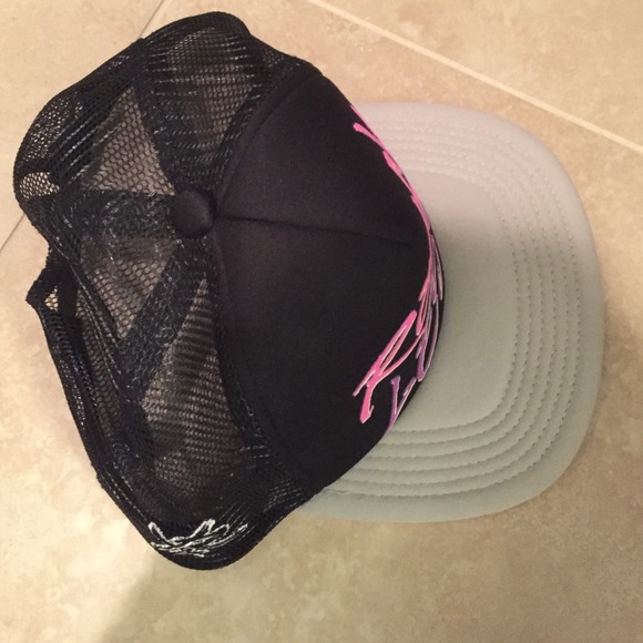 SnapBack hat - Picture 2 of 2
