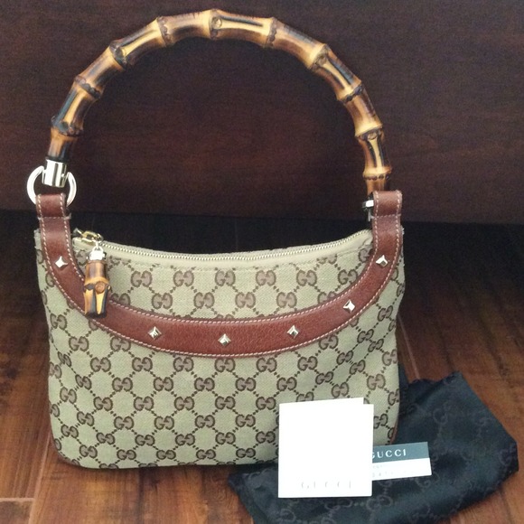 💝🎉🎁 AUTHENTIC GUCCI EUC Bamboo Handle Handbag
