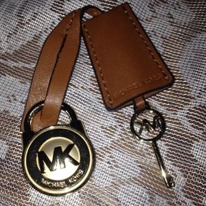 Michael Kors Hamilton lock and key