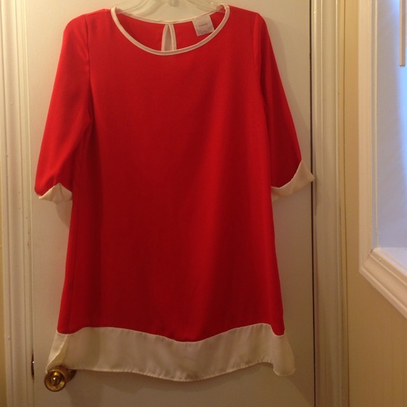 3/4 length sleeve red shift dress
