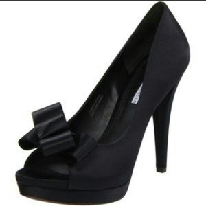 Vera wang lavender "sammy peep toe pumps"