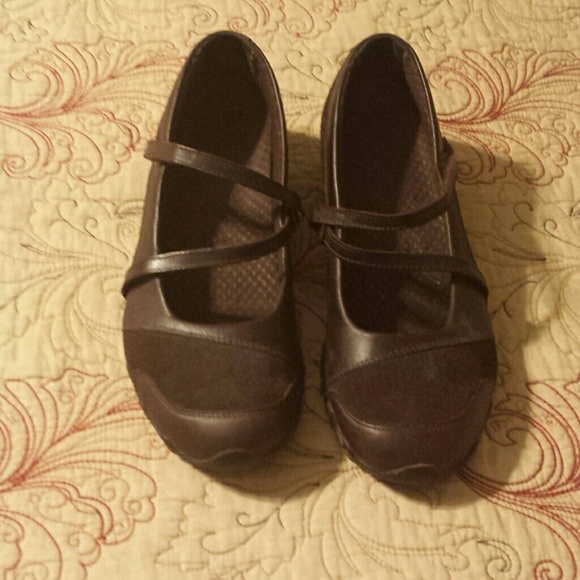 Shoe's