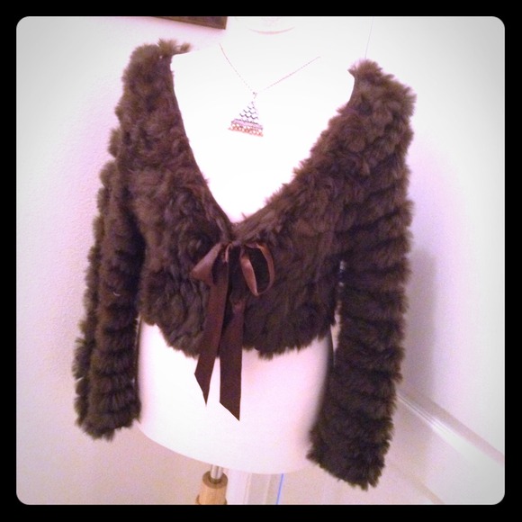 LUII LONG SLEEVE CROPPED KNITTED RABBIT FUR JACKET