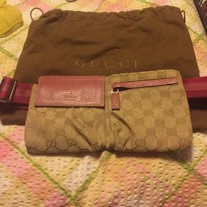 Gucci fanny pack