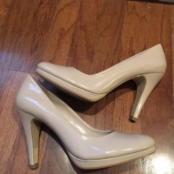 Franco Sarto Shoes - Nude Franco Sarto Pumps