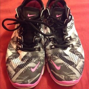 Nike TR Fit women's size 9.5