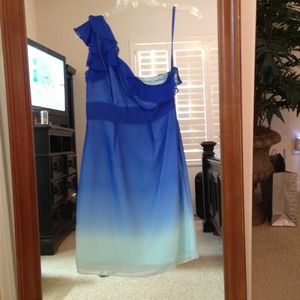 Gianni Bini Ombré pale blue2cobalt dress.