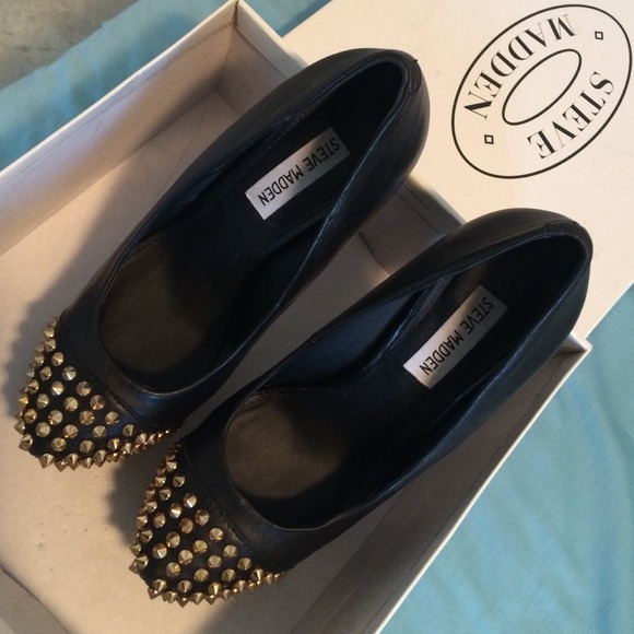 Steve Madden close toe heels - Picture 3 of 4