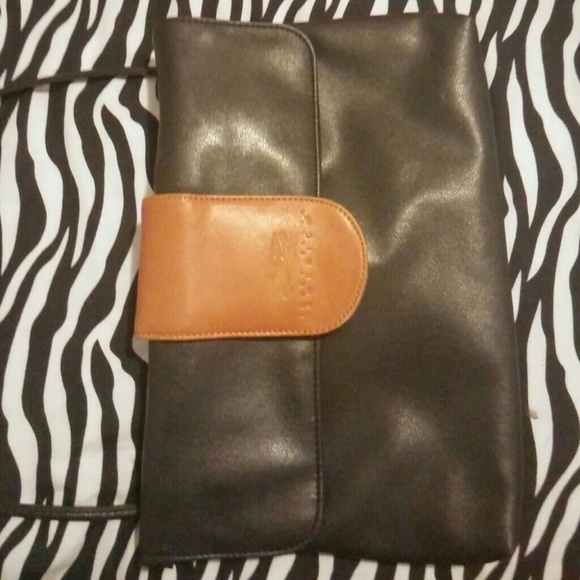 Handbag - Picture 2 of 2