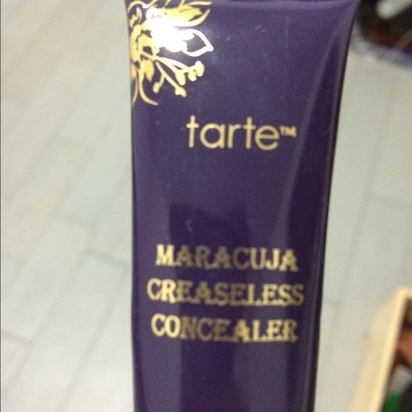 Tarte concealer