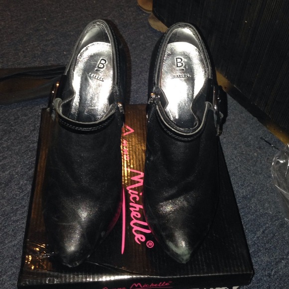Great Booties. Make an offer ladies.